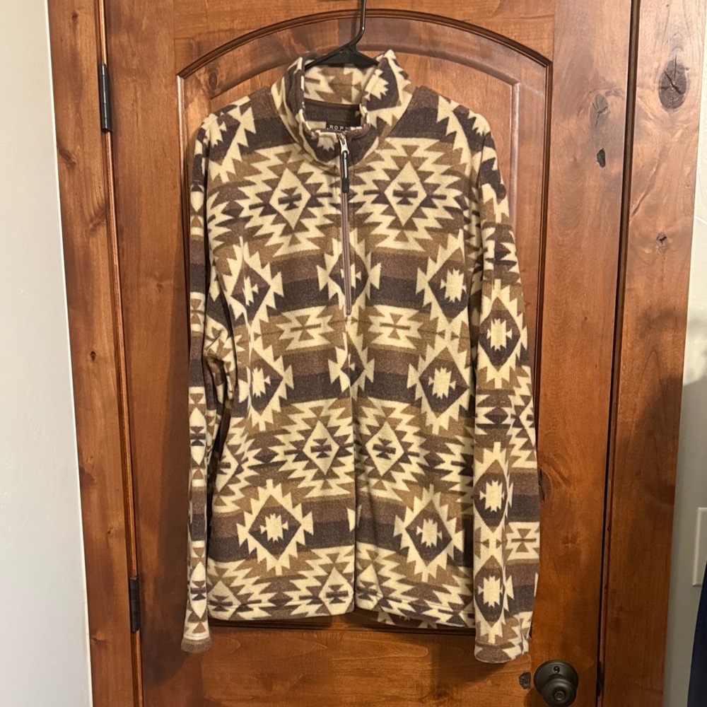 Roper Men's Zip-Up Sweater in Brown and Cream Geometric Pattern